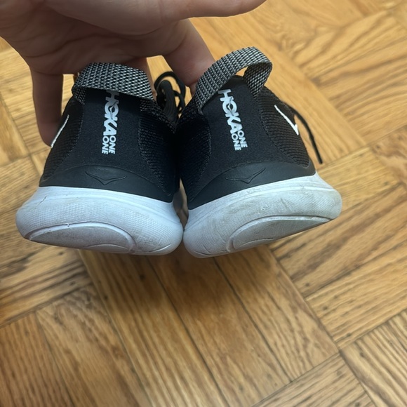 Hoka Hupana Flow Running Shoes. - Picture 2 of 6